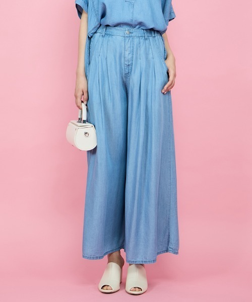 QUEENS COURT(クイーンズコート)の「バイオシルクタックワイドパンツ≪洗濯機で洗える≫(その他パンツ・レディース・ライトグレー/ブルー/ネイビー・M)」の3枚目の写真