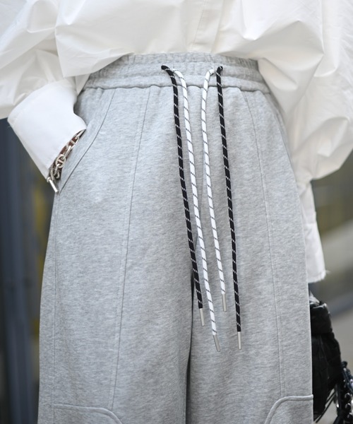Marient(マリエント)の「カットワークWストリングPT(スウェットパンツ・レディース・アイボリー・FREE)」の3枚目の写真
