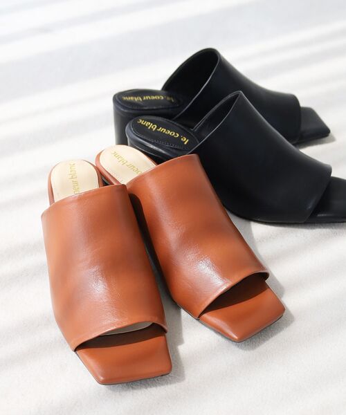 le.coeur blanc（ルクールブラン）の「《WEB限定アイテム》スクエアトゥカバードサンダル（サンダル・レディース・ブラウン/ブラック・36/37/38）」の2枚目の写真