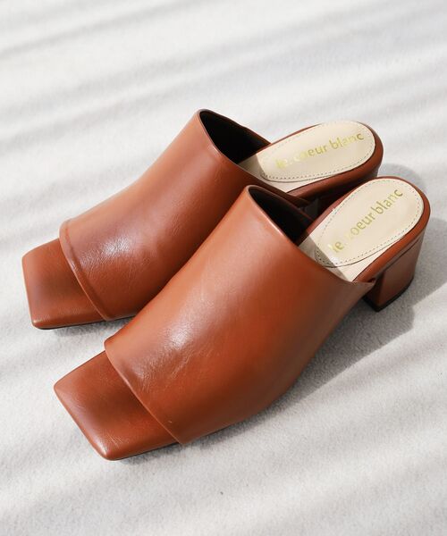 le.coeur blanc（ルクールブラン）の「《WEB限定アイテム》スクエアトゥカバードサンダル（サンダル・レディース・ブラウン/ブラック・36/37/38）」の6枚目の写真