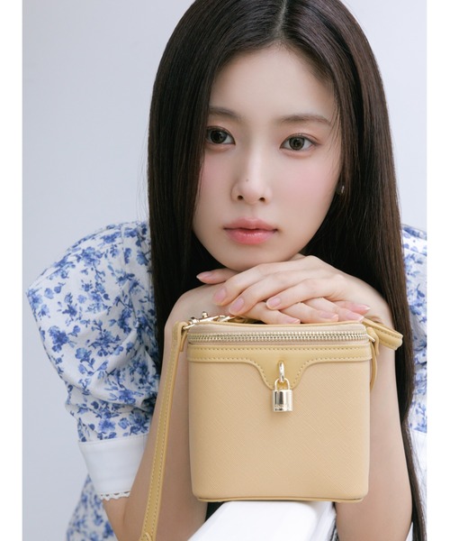 【新品】マルチプリントパフスリーブワンピース　スナイデル　snidel サイズ0 SNIDEL ワンピース マルチプリントパフスリーブワンピース