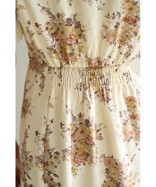 セール】マルチプリントパフスリーブワンピース（ワンピース）｜SNIDEL