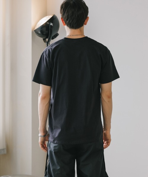 FRUIT OF THE LOOM(フルーツオブザルーム)の「FRUIT OF THE LOOM /フルーツオブザルームPrint T-Shirt B 半袖Tシャツ 2026新作 再入荷 秋服 2026年秋冬(Tシャツ/カットソー・メンズ・ホワイト/ブラック/グレー・XL/M/L)」の4枚目の写真