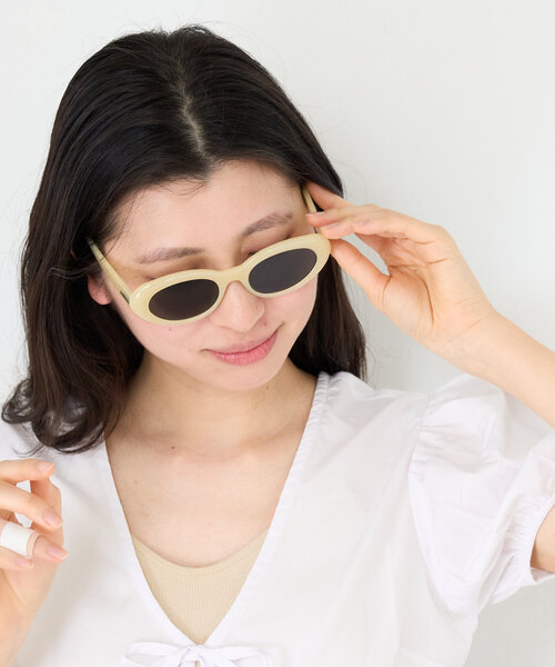 BIRTHDAY BAR（バースデイバー）の「キャットアイサングラス（サングラス・レディース・ブルー系その他/レモンイエロー・0）」の2枚目の写真