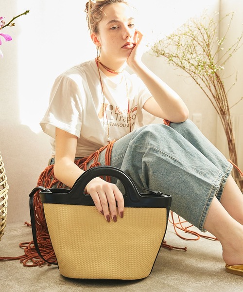 Ungrid（アングリッド）の「【Ungrid/アングリッド】型押し　バケツトートバッグ　ショルダーバッグ（かごバッグ・レディース・ブラック×ベージュ/キャメル/ブラック/ダークブラウン・FREE）」の3枚目の写真