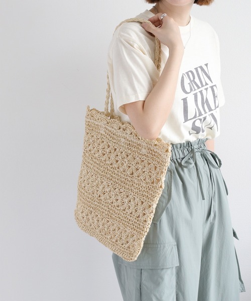 cepo（セポ）の「【aristella】フラワーデザインフラットトートバッグ（トートバッグ・レディース・ライトベージュ/ベージュ・FREE）」の15枚目の写真