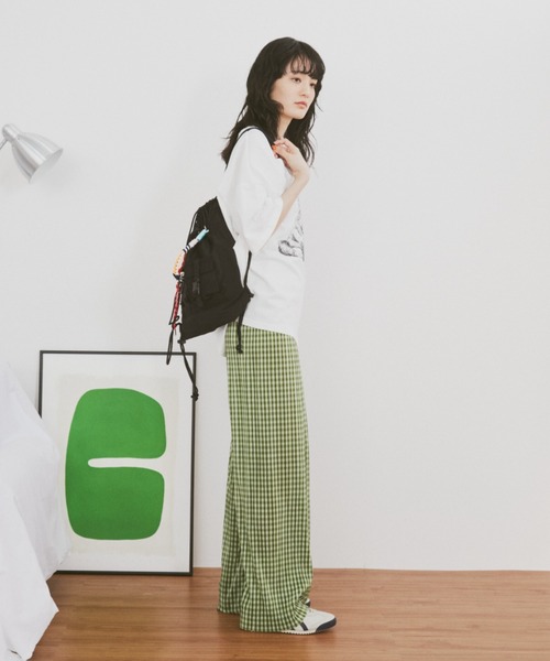 MERLOT（メルロー）の「ドローストリングナイロンナップザック（バックパック/リュック・レディース・ホワイト/ブラック・FREE）」の19枚目の写真