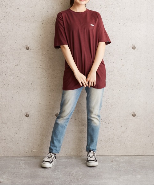 B'day(ビーデイ)の「VANS LEFT CHEST LOGO 半袖TEE VN0A3CZEK10(Tシャツ/カットソー・メンズ・ワイン・SMALL/MEDIUM/LARGE)」の4枚目の写真