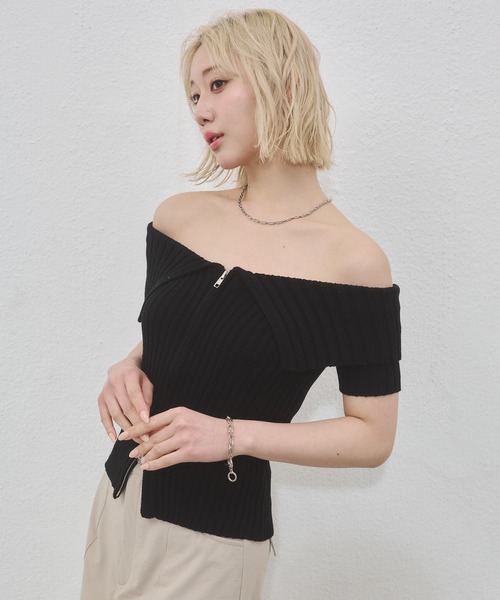 ENVYM（アンビー）の「センタージップオフショルニット（Tシャツ/カットソー・レディース・ブラック/ホワイト/グレー・FREE）」の14枚目の写真