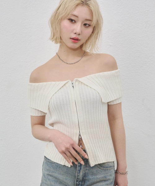 ENVYM（アンビー）の「センタージップオフショルニット（Tシャツ/カットソー・レディース・ブラック/ホワイト/グレー・FREE）」の6枚目の写真