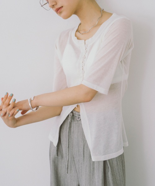 DRWCYS（ドロシーズ）の「フロントボタンシアーカーディガン（Tシャツ/カットソー・レディース・ホワイト/ブラック・FREE）」の7枚目の写真