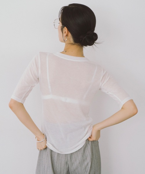 DRWCYS（ドロシーズ）の「フロントボタンシアーカーディガン（Tシャツ/カットソー・レディース・ホワイト/ブラック・FREE）」の8枚目の写真