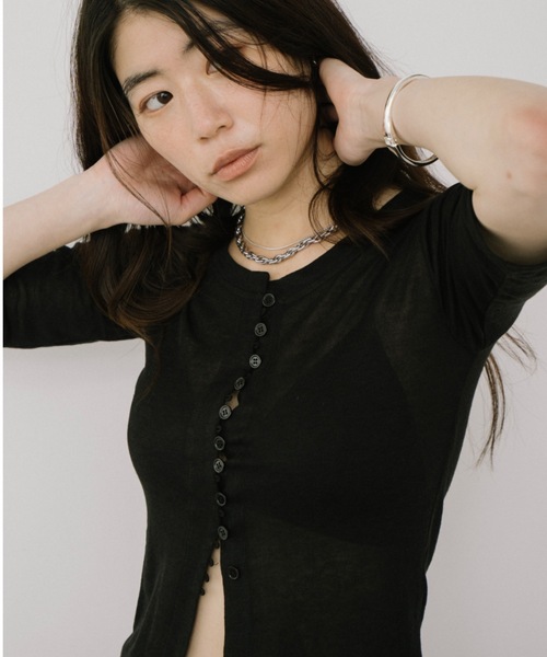 DRWCYS（ドロシーズ）の「フロントボタンシアーカーディガン（Tシャツ/カットソー・レディース・ホワイト/ブラック・FREE）」の14枚目の写真