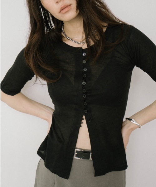 DRWCYS（ドロシーズ）の「フロントボタンシアーカーディガン（Tシャツ/カットソー・レディース・ホワイト/ブラック・FREE）」の20枚目の写真