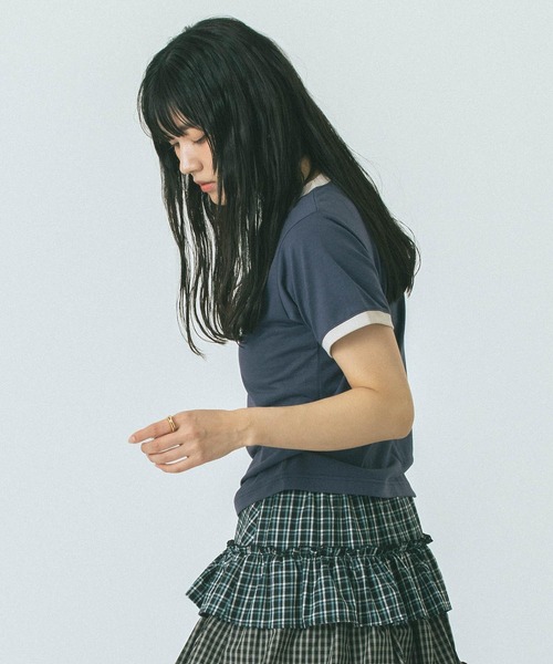 ROSE BUD(ローズバッド)の「RINGER TEE(Tシャツ/カットソー・レディース・ネイビー/ベージュ・ONE SIZE)」の6枚目の写真