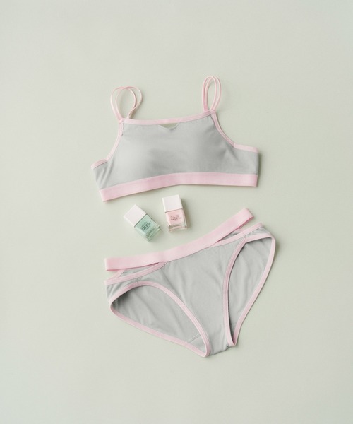 AMPHI（アンフィ）の「「NAILS INC×AMPHI」　ブラジャー　モールドカップ（ブラジャー・レディース・ブラウン/ベビーピンク/グレー系その他・B65/B70/B75/C65/C70/C75/D65/D70/D75/E65/E70/E75）」の11枚目の写真