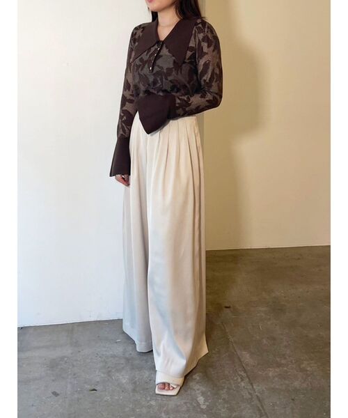 LAGUNAMOON（ラグナムーン）の「シルエットタックワイドパンツ（その他パンツ・レディース・ブラウン/アイボリー・SMALL/MEDIUM）」の4枚目の写真