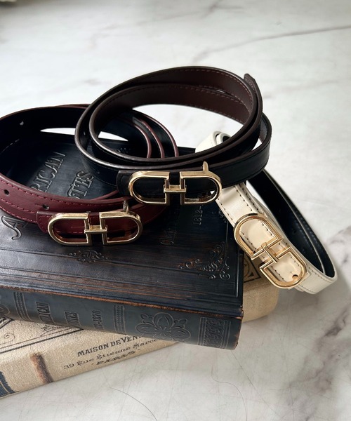 INGNI(イング)の「トップ式バックルリバーシブルベルト/A(ベルト・レディース・アイボリー/ブラック/ブラウン/ボルドー・ONE SIZE)」の5枚目の写真
