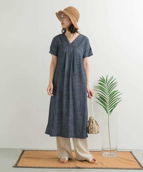 URBAN RESEARCH DOORS（アーバンリサーチドアーズ）の「リネン混V