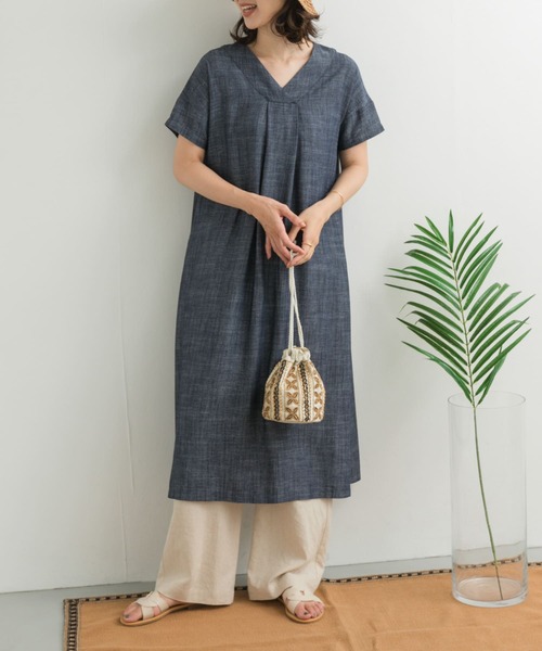 URBAN RESEARCH DOORS（アーバンリサーチドアーズ）の「リネン混V