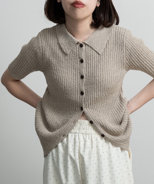 lawgy(ラウジー)の「boucle rib collar polo cardigan / ブークレリブカラーポロカーディガン(カーディガン/ボレロ・レディース・ブラック/グリーン/ベージュ・FREE)」の5枚目の写真