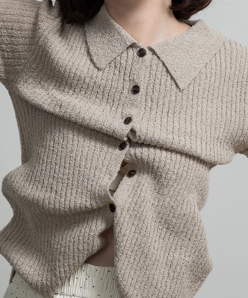 lawgy(ラウジー)の「boucle rib collar polo cardigan / ブークレリブカラーポロカーディガン(カーディガン/ボレロ・レディース・ブラック/グリーン/ベージュ・FREE)」の8枚目の写真