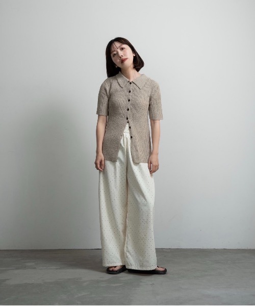 lawgy(ラウジー)の「boucle rib collar polo cardigan / ブークレリブカラーポロカーディガン(カーディガン/ボレロ・レディース・ブラック/グリーン/ベージュ・FREE)」の10枚目の写真