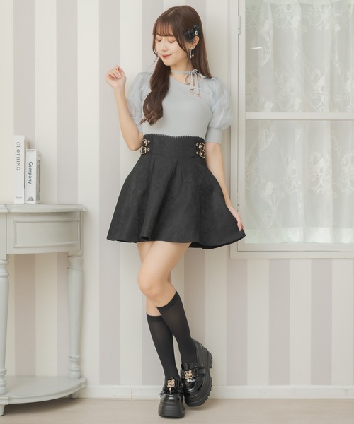 couture BY ROJITA(クチュールバイロジータ)の「アシメデコルテ開きニットトップス(ニット/セーター・レディース・ブラック/ホワイト/サックスブルー・FREE)」の10枚目の写真