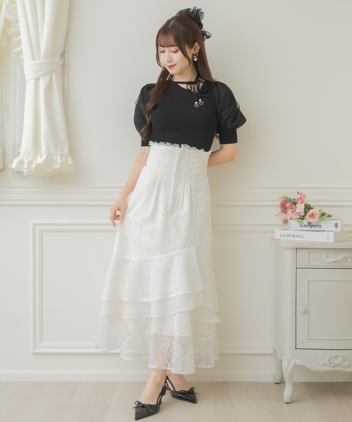 couture BY ROJITA(クチュールバイロジータ)の「アシメデコルテ開きニットトップス(ニット/セーター・レディース・ブラック/ホワイト/サックスブルー・FREE)」の12枚目の写真