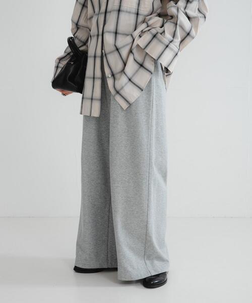 URBAN RESEARCH(アーバンリサーチ)の「ミニ裏毛イージーカットパンツ(その他パンツ・レディース・ブラック/オフホワイト/グレー・38/36)」の1枚目の写真