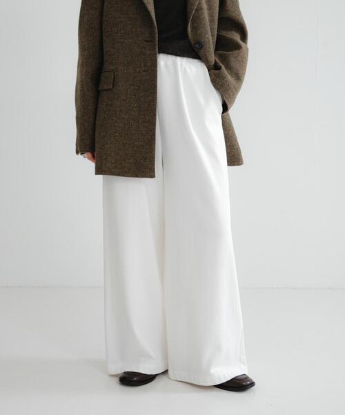 URBAN RESEARCH(アーバンリサーチ)の「ミニ裏毛イージーカットパンツ(その他パンツ・レディース・ブラック/オフホワイト/グレー・38/36)」の2枚目の写真