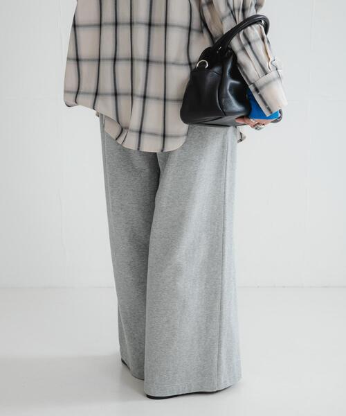 URBAN RESEARCH(アーバンリサーチ)の「ミニ裏毛イージーカットパンツ(その他パンツ・レディース・ブラック/オフホワイト/グレー・38/36)」の19枚目の写真