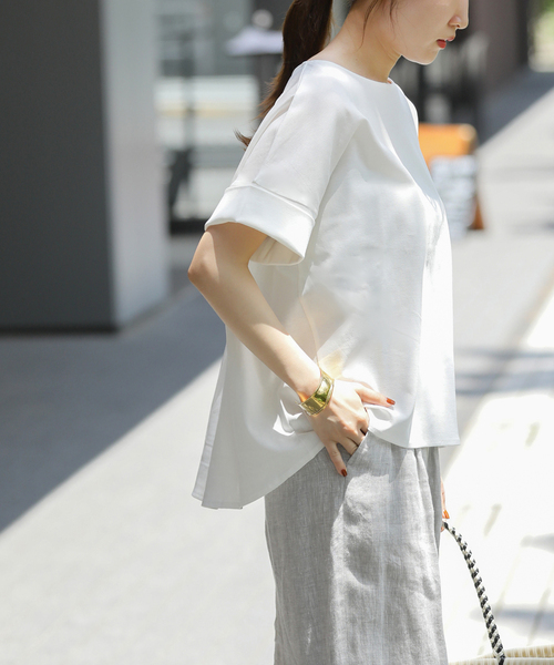 JOURNAL STANDARD relume（ジャーナルスタンダード　レリューム）の「《追加3》ADDICTポンチクルーネックタックプルオーバー（Tシャツ/カットソー・レディース・ブラック/ホワイト/ベージュ/ネイビー・FREE）」の2枚目の写真
