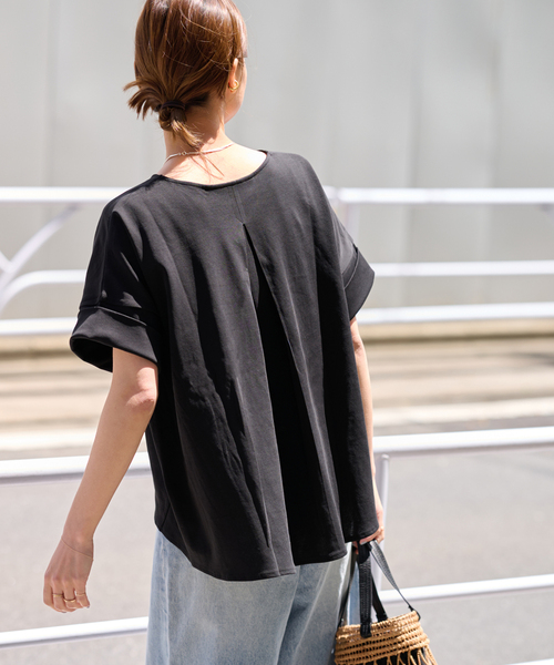 JOURNAL STANDARD relume（ジャーナルスタンダード　レリューム）の「《追加3》ADDICTポンチクルーネックタックプルオーバー（Tシャツ/カットソー・レディース・ブラック/ホワイト/ベージュ/ネイビー・FREE）」の22枚目の写真