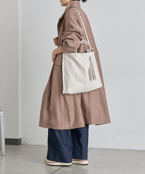 セール】タッセルトートバッグ《本革/A4サイズ対応》（トートバッグ