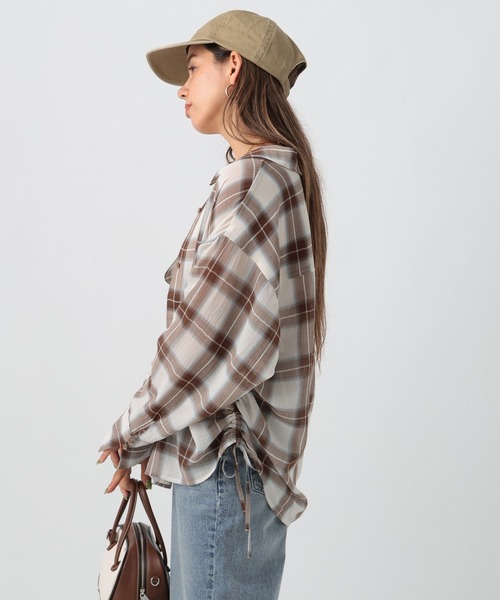 BAYFLOW（ベイフロー）の「[秋口まで着られる]シアーチェックシャーリングシャツ（シャツ/ブラウス・レディース・オフホワイト/ライトイエロー/ライトブルー・FREE）」の7枚目の写真