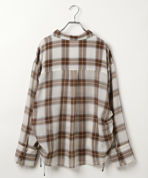 BAYFLOW（ベイフロー）の「[秋口まで着られる]シアーチェックシャーリングシャツ（シャツ/ブラウス・レディース・オフホワイト/ライトイエロー/ライトブルー・FREE）」の20枚目の写真