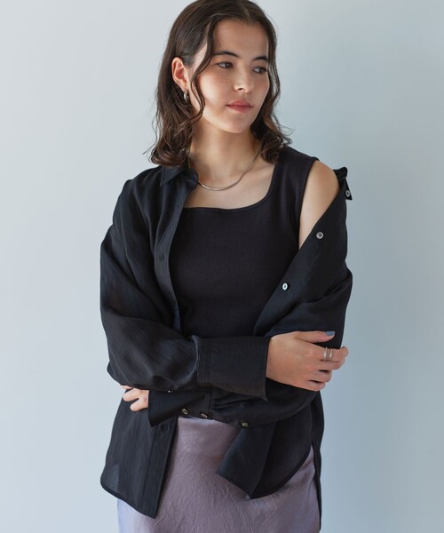 green label relaxing（グリーンレーベルリラクシング）の「デコルテ フライス タンクトップ 2（タンクトップ・レディース・ブラック/モカ/オフホワイト・FREE）」の2枚目の写真