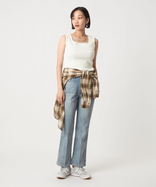 green label relaxing（グリーンレーベルリラクシング）の「デコルテ フライス タンクトップ 2（タンクトップ・レディース・ブラック/モカ/オフホワイト・FREE）」の4枚目の写真