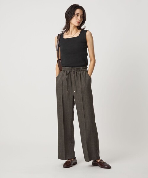 green label relaxing（グリーンレーベルリラクシング）の「デコルテ フライス タンクトップ 2（タンクトップ・レディース・ブラック/モカ/オフホワイト・FREE）」の10枚目の写真