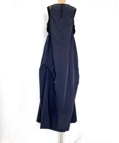 Q（キュー）の「リブ付きワンピース（ワンピース・レディース・チャコールグレー/ブルー・MEDIUM）」の5枚目の写真