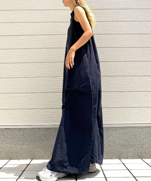 Q（キュー）の「リブ付きワンピース（ワンピース・レディース・チャコールグレー/ブルー・MEDIUM）」の13枚目の写真