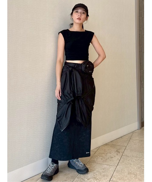 KEEN（キーン）の「【emmi×KEEN】HARVEST SWEAT SKIRT（スカート・レディース・ブラック・S/M）」の15枚目の写真