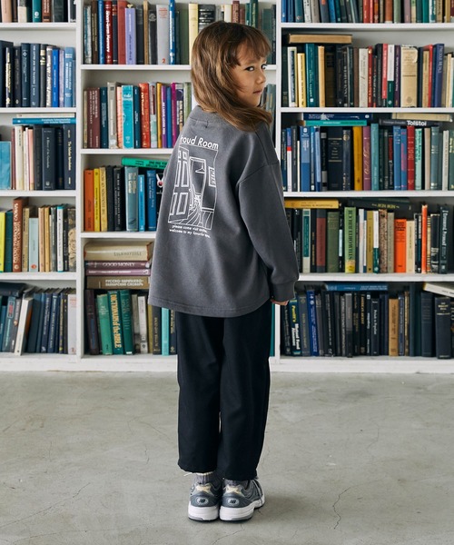 GENERATOR(ジェネレーター)の「GENERATOR/ジェネレーター PROUDROOM トレーナー(スウェット・キッズ・アイボリー/チャコールグレー/トップグレー・XL/L/M)」の9枚目の写真