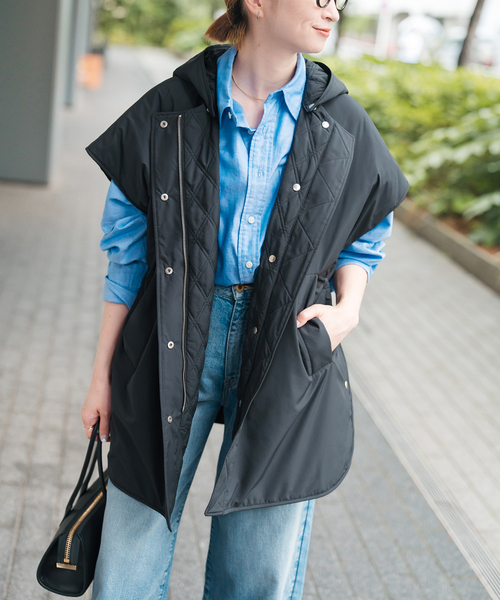 Spick & Span（スピックアンドスパン）の「TICCA / ティッカ リバーシブルキルティングポンチョ（その他アウター・レディース・カーキ/ブラック・FREE）」の2枚目の写真