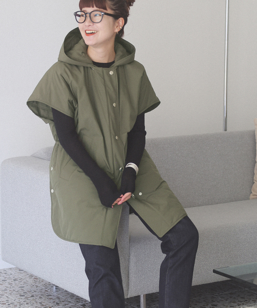 Spick & Span（スピックアンドスパン）の「TICCA / ティッカ リバーシブルキルティングポンチョ（その他アウター・レディース・カーキ/ブラック・FREE）」の18枚目の写真