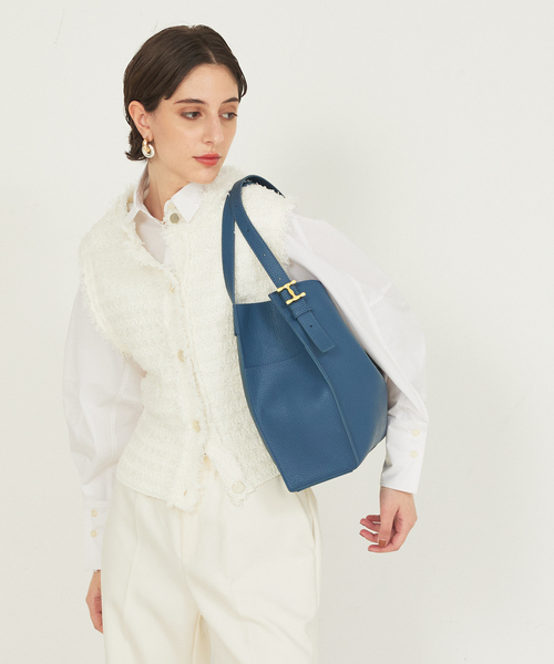 LOWELL things（ロウェル　シングス）の「Peak/メタルモチーフオープントート/A4サイズ/13インチPC収納可（トートバッグ・レディース・ブラック/ブルー/グレイッシュベージュ・フリー）」の9枚目の写真