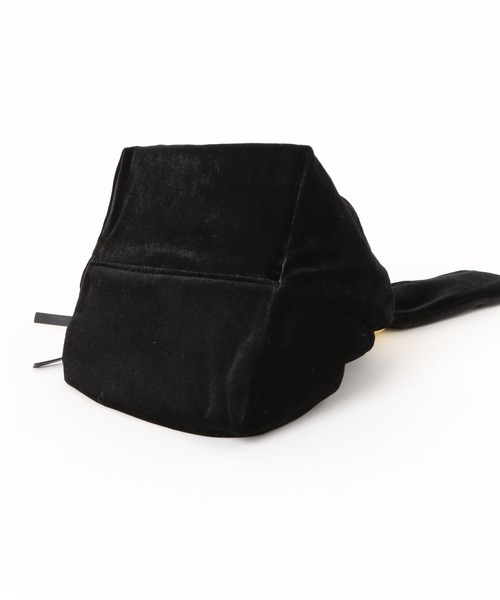 forksy.(フォルクシー)の「【forksy.】【オケージョン対応】ベロア/フォウスウェード ワンハンドルバッグ(ハンドバッグ・レディース・ブラック/グレー/ボルドー/ブラウン/ブラック系/アイボリー・FREE)」の8枚目の写真