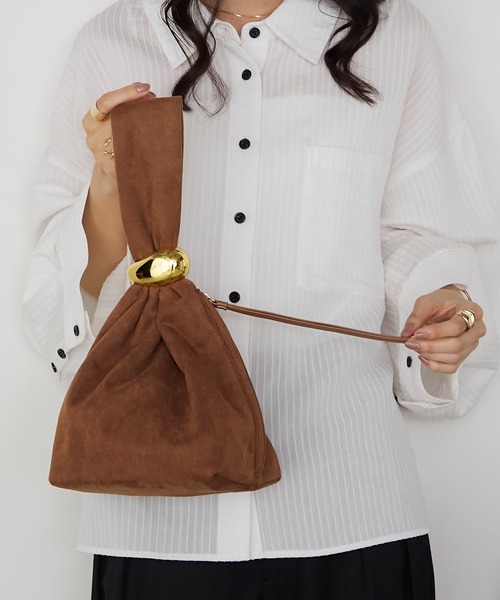 forksy.(フォルクシー)の「【forksy.】【オケージョン対応】ベロア/フォウスウェード ワンハンドルバッグ(ハンドバッグ・レディース・ブラック/グレー/ボルドー/ブラウン/ブラック系/アイボリー・FREE)」の10枚目の写真