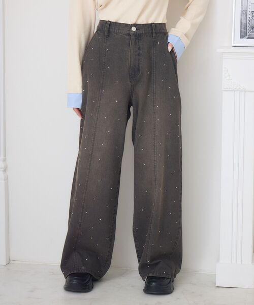 ems excite(エムズエキサイト)の「ビジューデニムPT(デニムパンツ・レディース・ケミカルウォッシュ/ダークブルー/ブラック・FREE)」の1枚目の写真